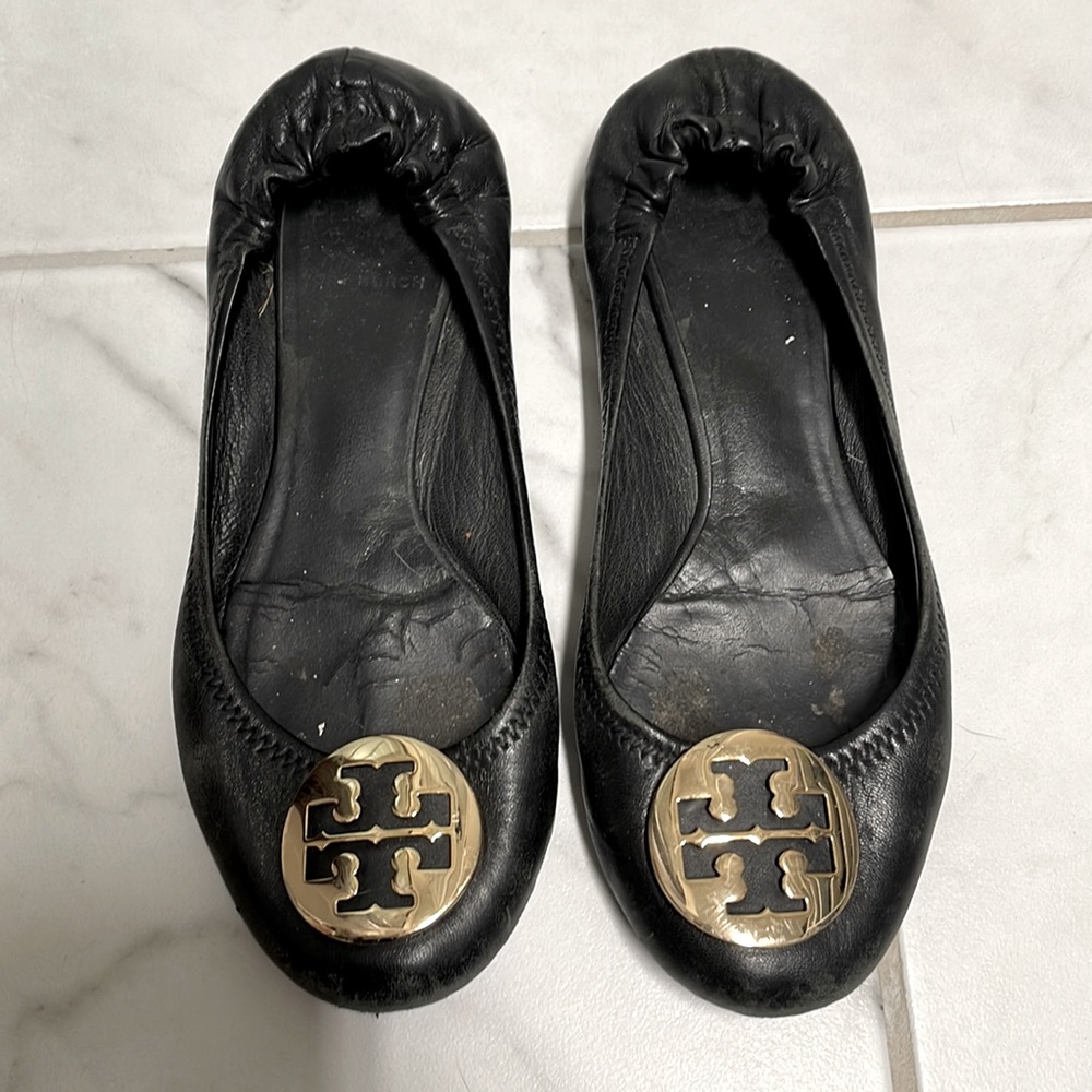 VERY WORN - Tory Burch Black Flats